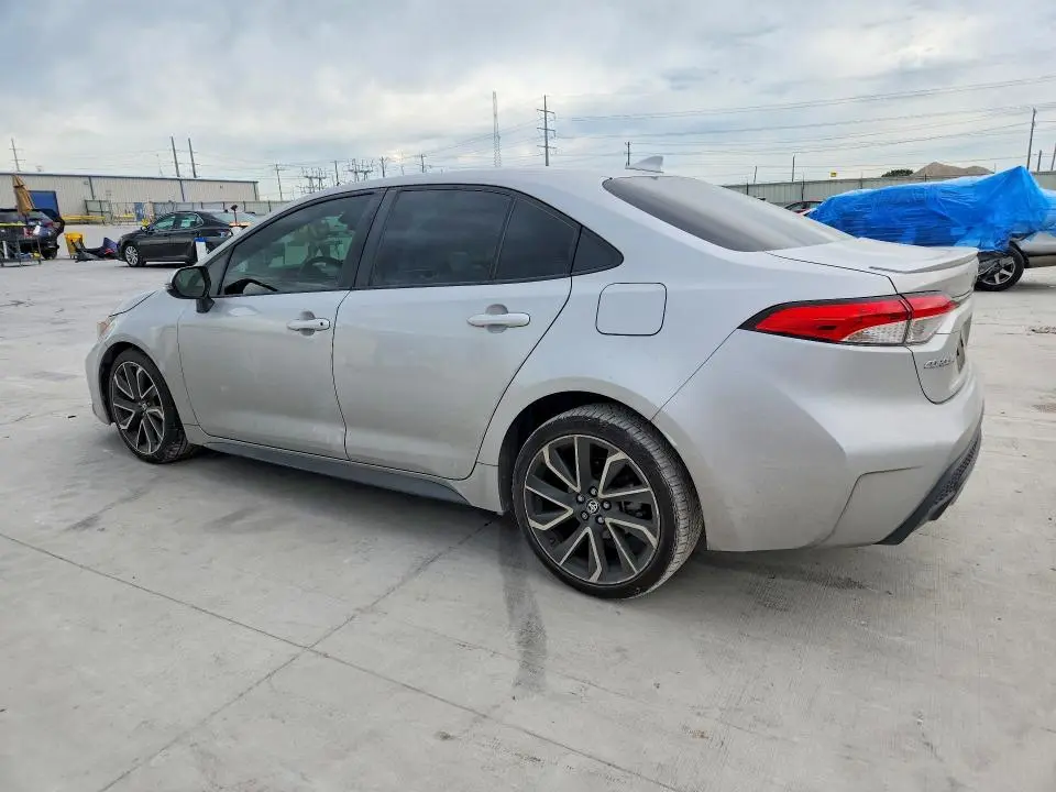 2021 TOYOTA COROLLA SE  