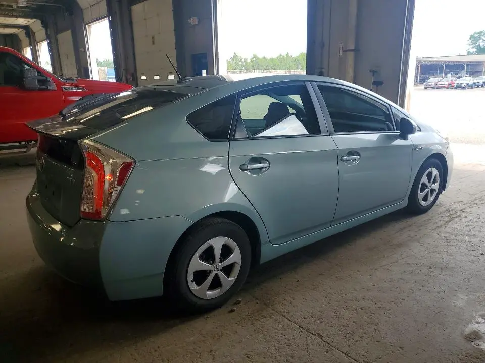 2015 TOYOTA PRIUS FOUR  