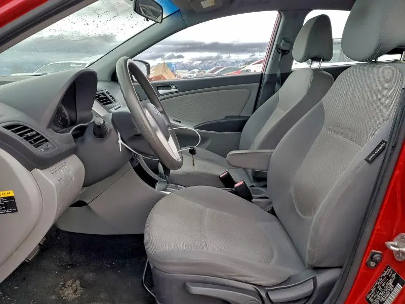 2012 HYUNDAI ACCENT GLS  