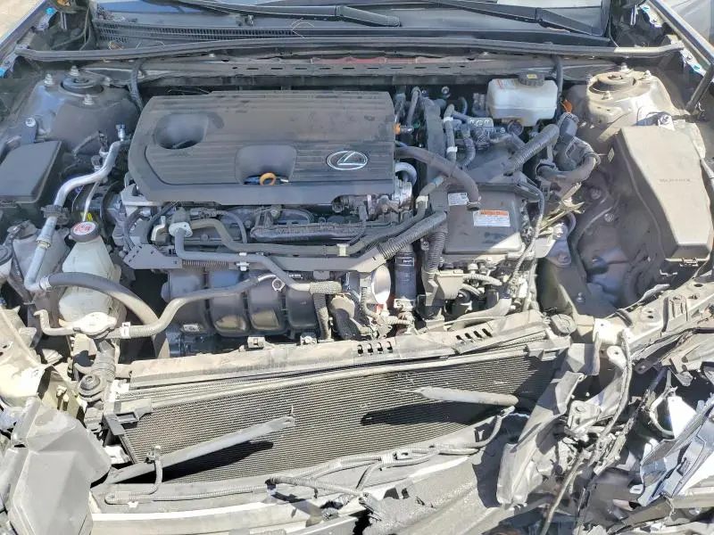 2022 LEXUS ES 300H BASE  