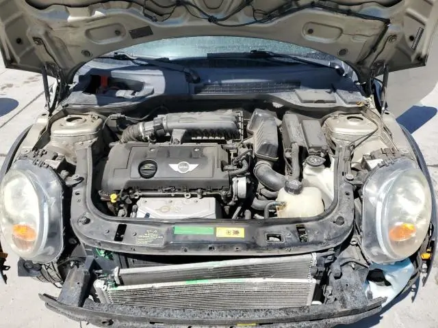 2010 MINI COOPER   