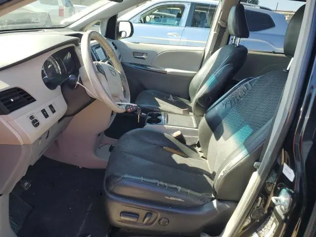 2013 TOYOTA SIENNA SPORT  