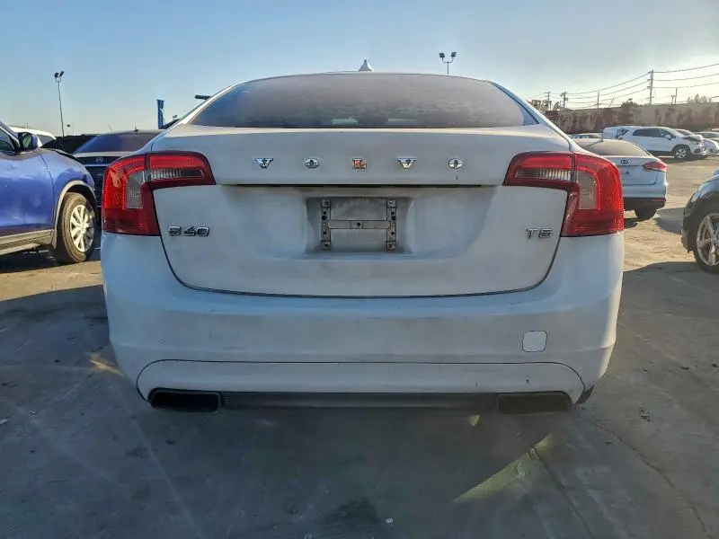 2014 VOLVO S60 T5  