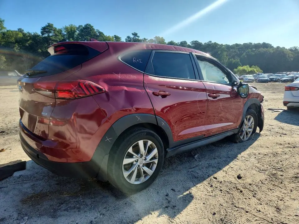 2021 HYUNDAI TUCSON SE  