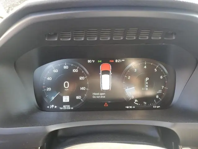 2018 VOLVO XC90 T6  