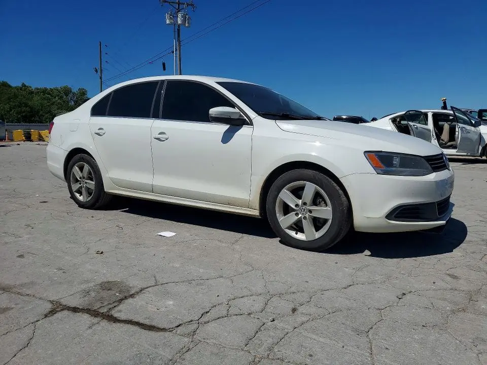 2014 VOLKSWAGEN JETTA TDI  