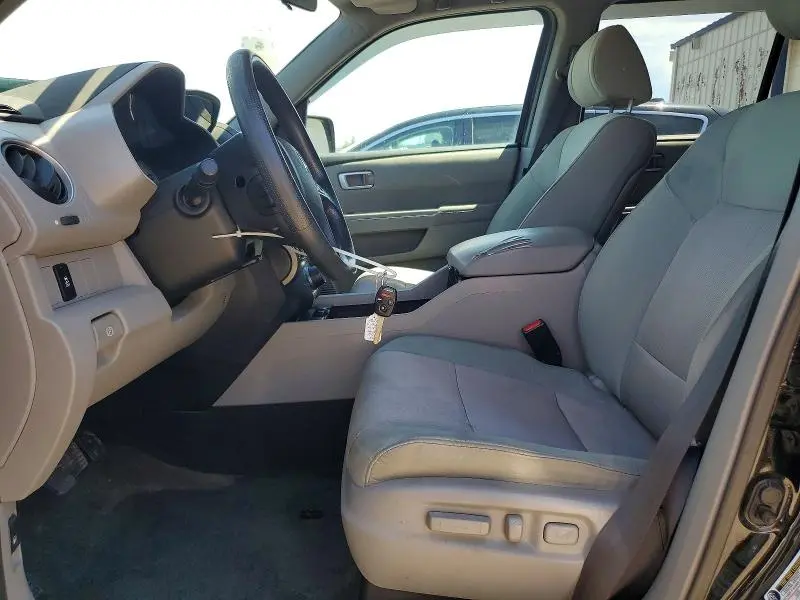 2015 HONDA PILOT SE  