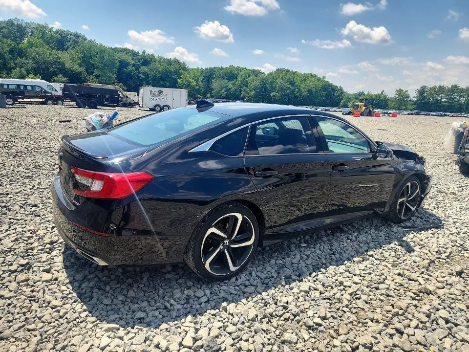 2018 HONDA ACCORD   