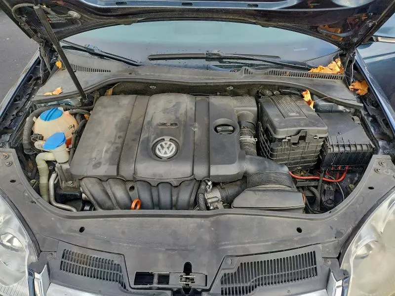 2010 VOLKSWAGEN JETTA S  