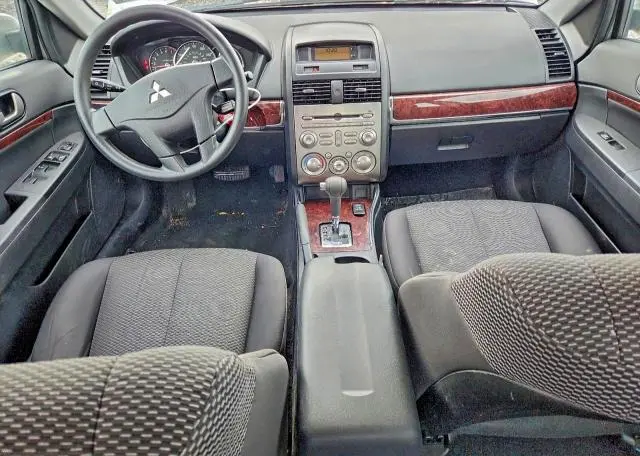 2012 MITSUBISHI GALANT ES  