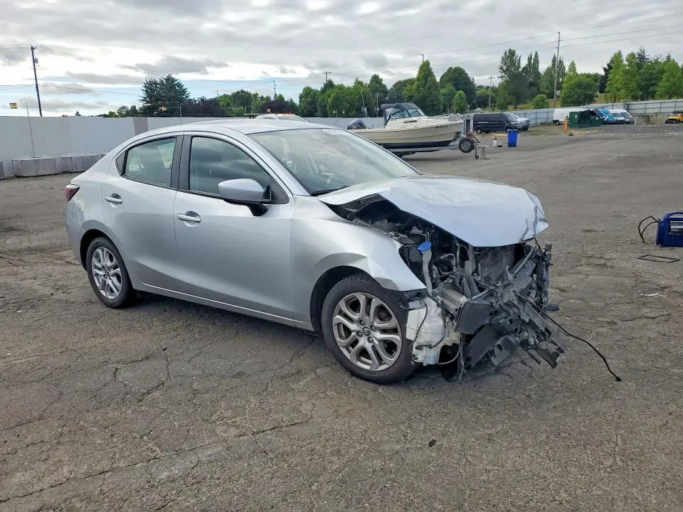 2018 TOYOTA YARIS IA BASE  