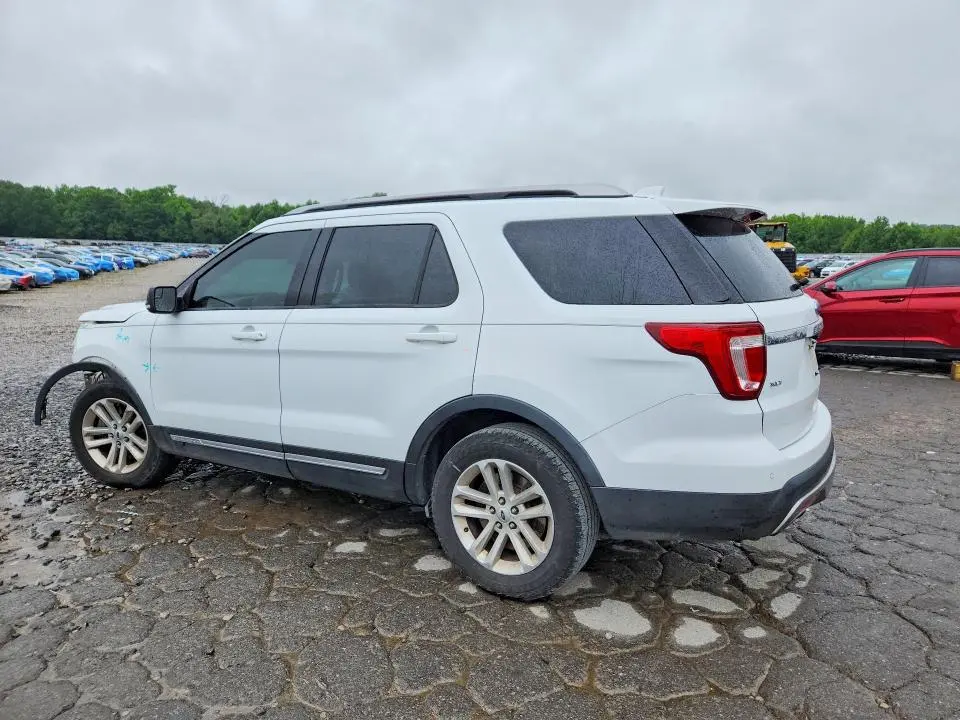 2016 FORD EXPLORER XLT  