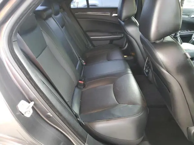 2013 CHRYSLER 300C   