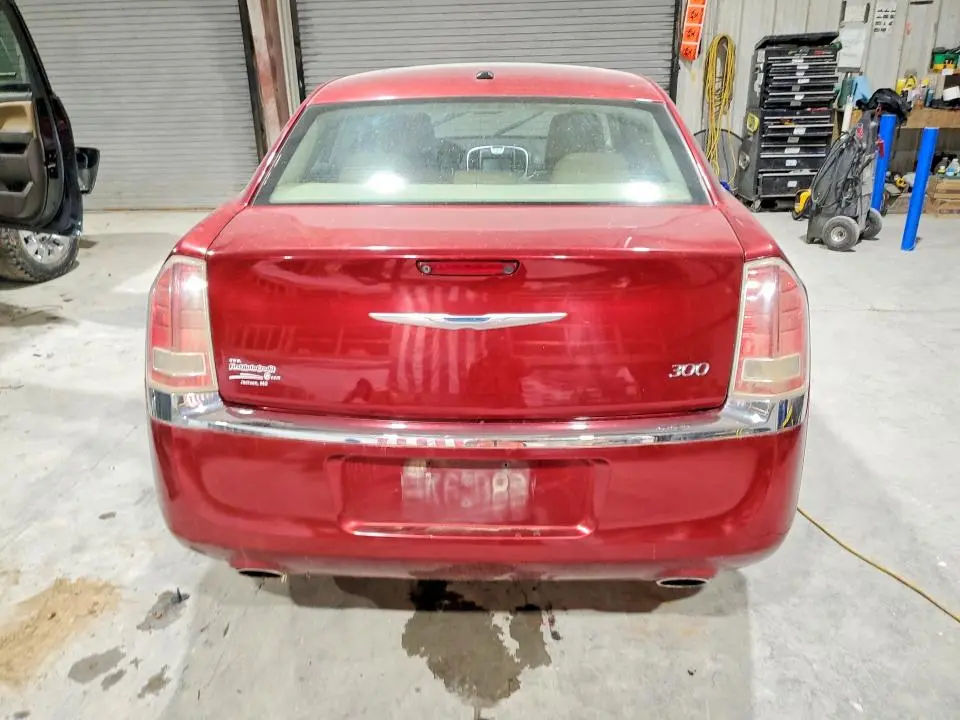 2013 CHRYSLER 300   