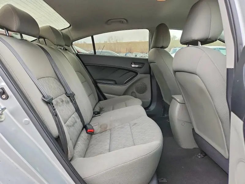 2015 KIA FORTE LX  