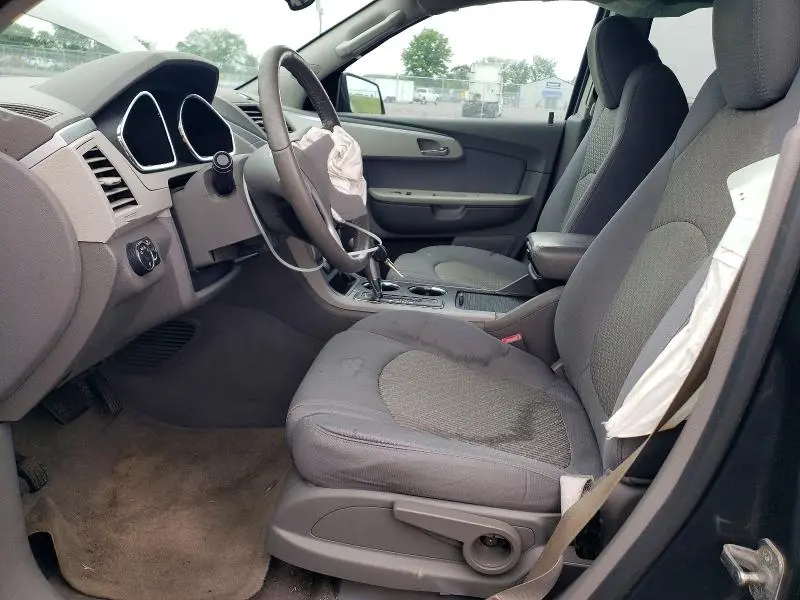 2011 CHEVROLET TRAVERSE LS  