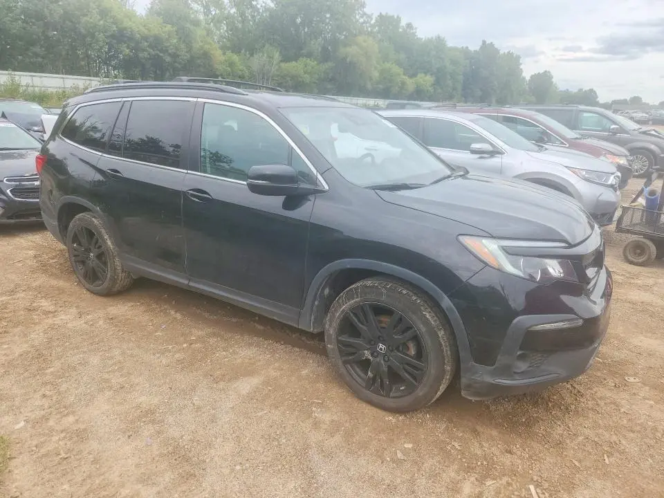 2022 HONDA PILOT SE  