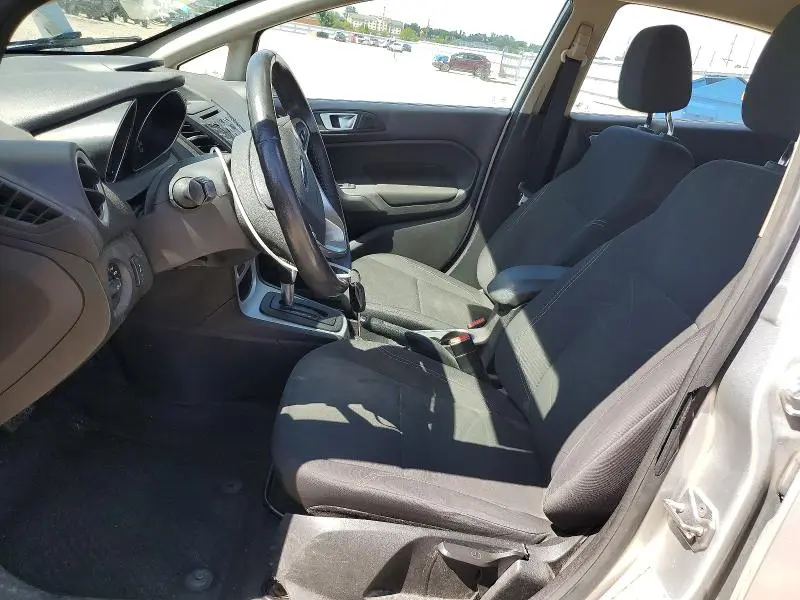 2016 FORD FIESTA SE  