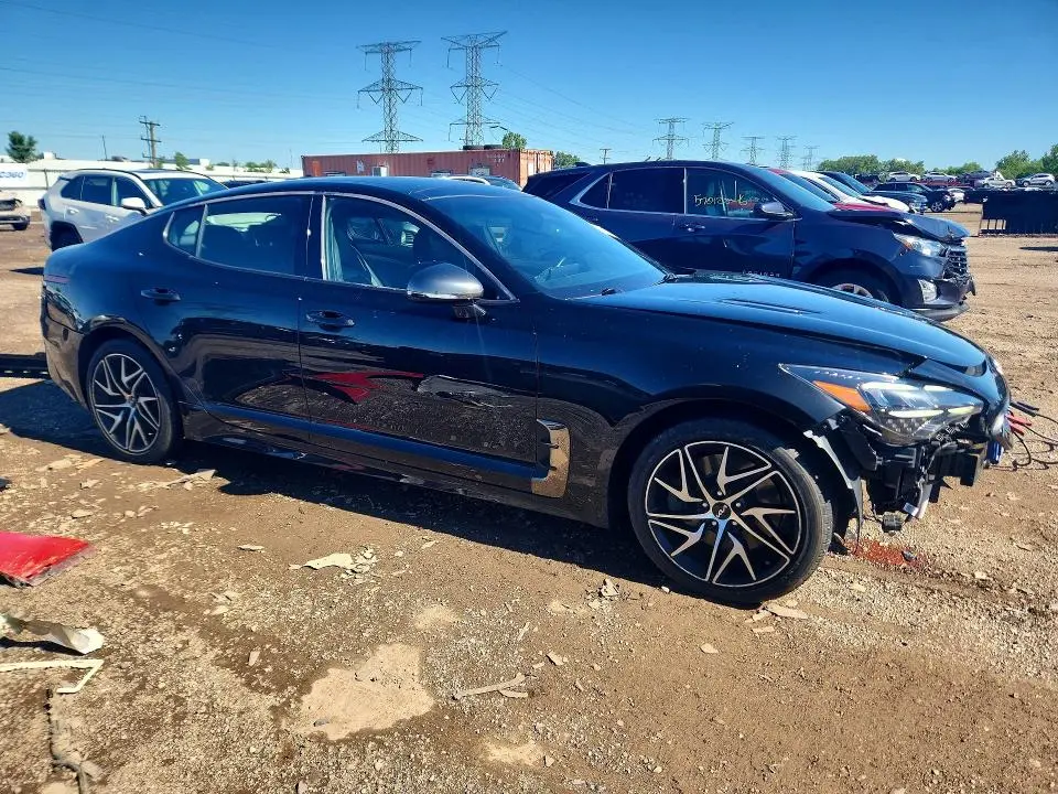 2022 KIA STINGER GT LINE  
