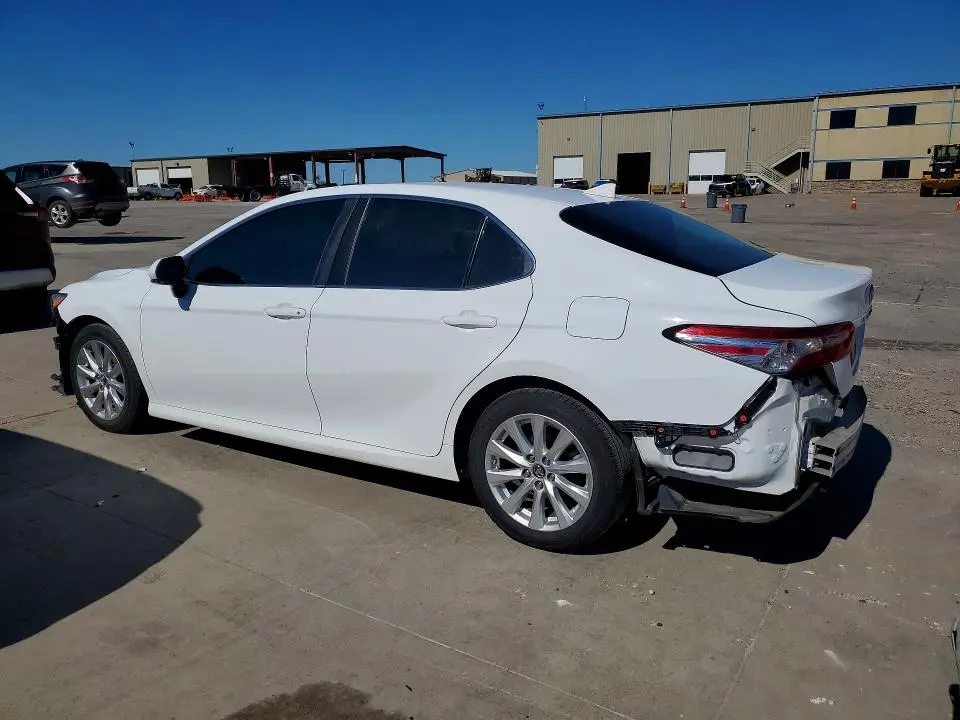 2019 TOYOTA CAMRY LE  