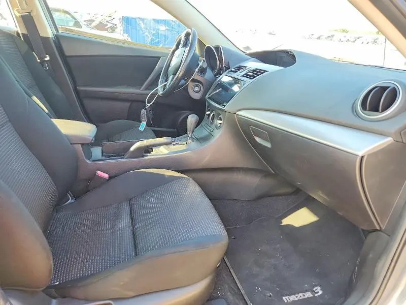 2013 MAZDA 3 I  