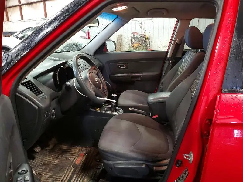 2011 KIA SOUL +  