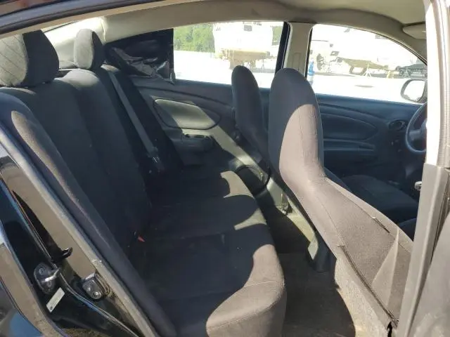 2014 NISSAN VERSA S  