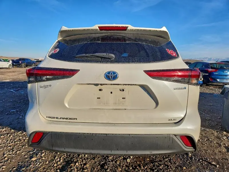 2020 TOYOTA HIGHLANDER HYBRID XLE  