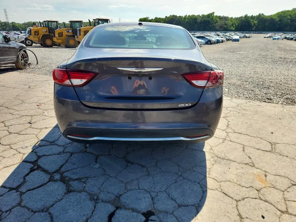 2015 CHRYSLER 200 LIMITED  