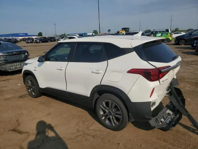 2022 KIA SELTOS LX  