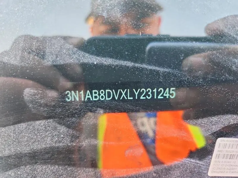 2020 NISSAN SENTRA SR  