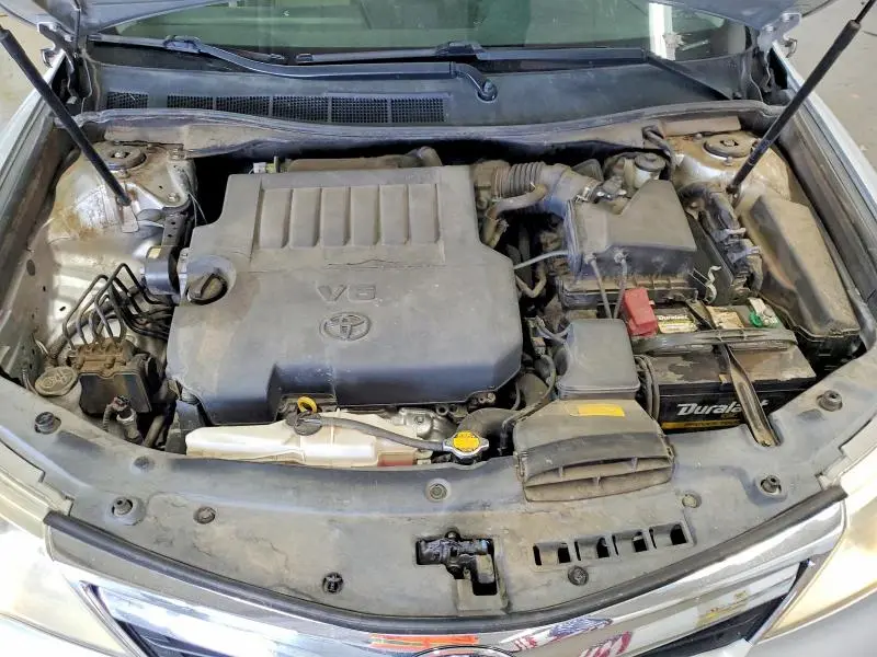 2014 TOYOTA CAMRY XLE V6  