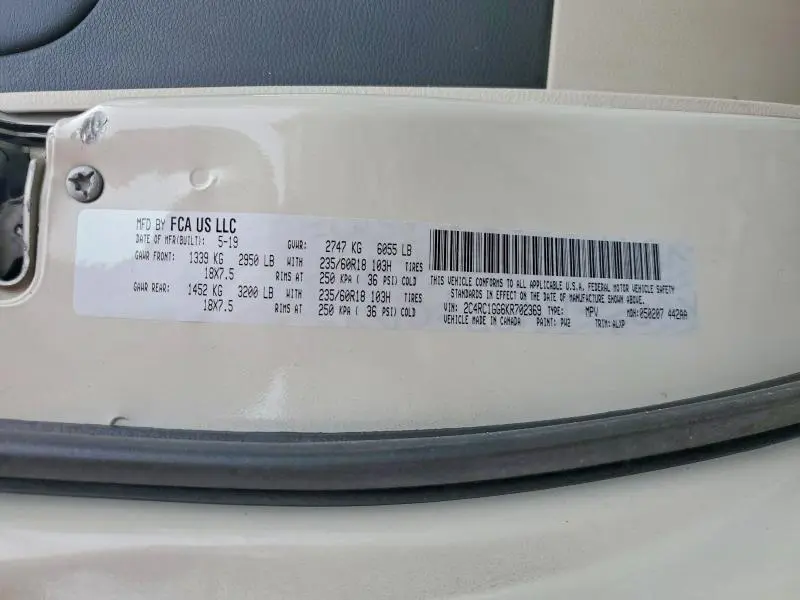2019 CHRYSLER PACIFICA LIMITED  