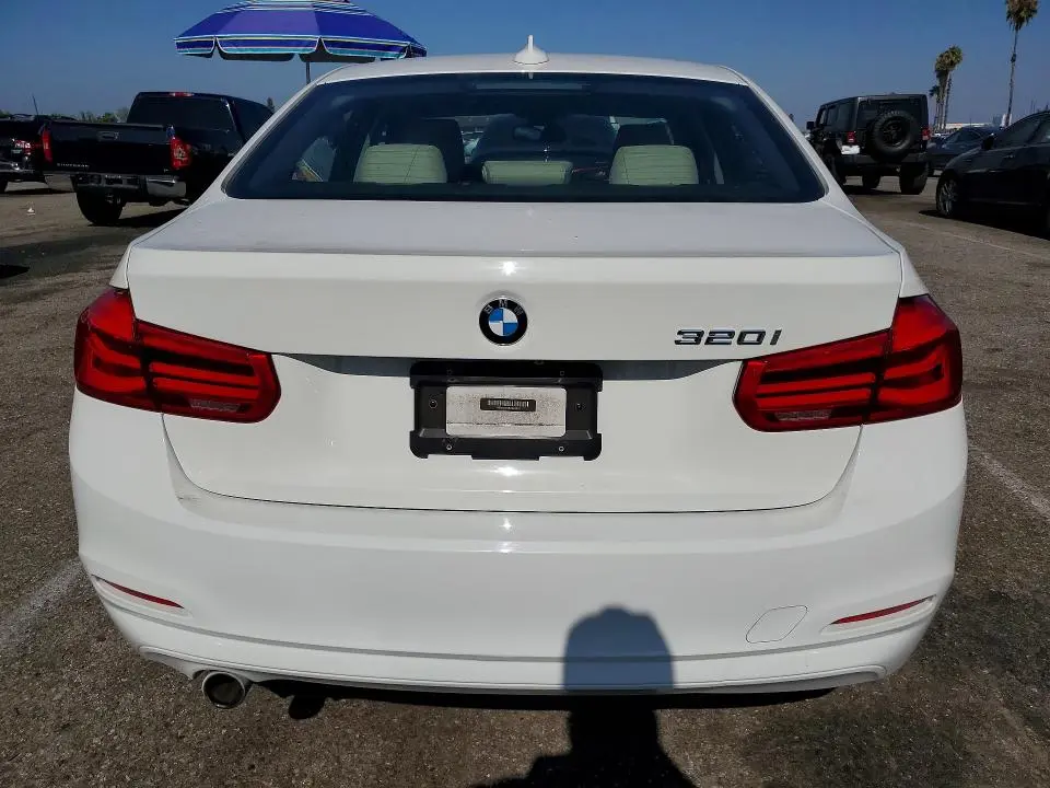 2018 BMW 320 I  