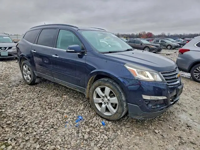 2017 CHEVROLET TRAVERSE LT  