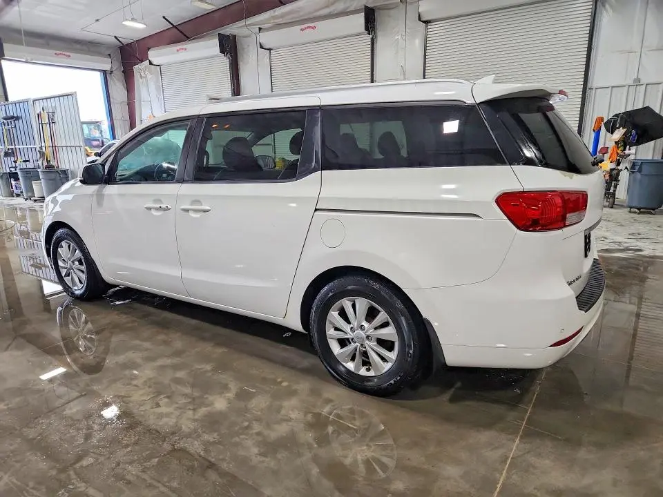 2017 KIA SEDONA LX  