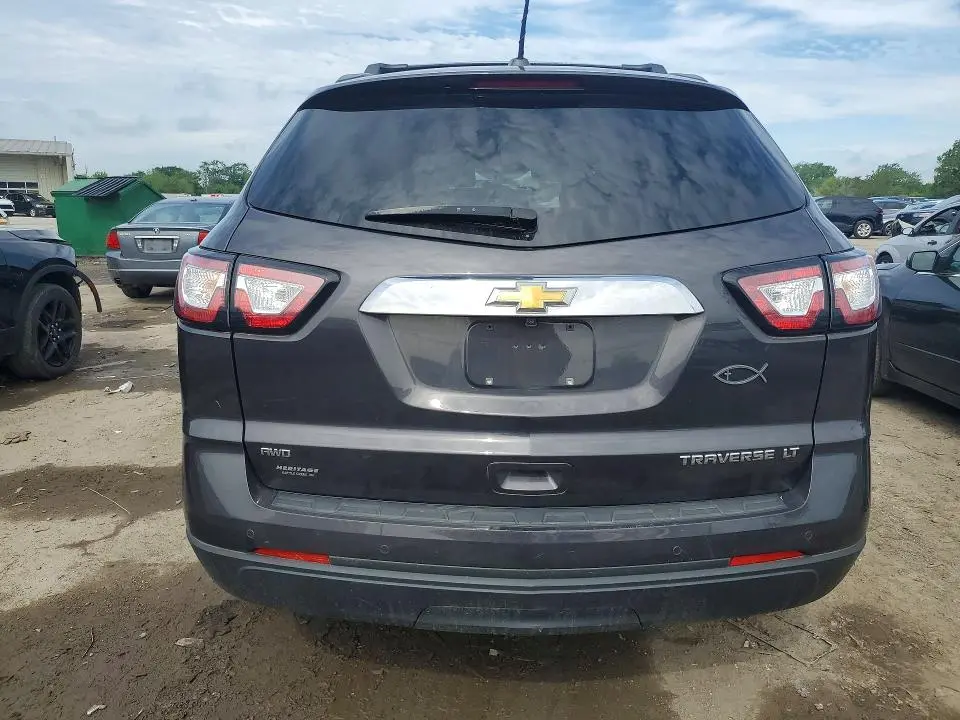 2016 CHEVROLET TRAVERSE LT  