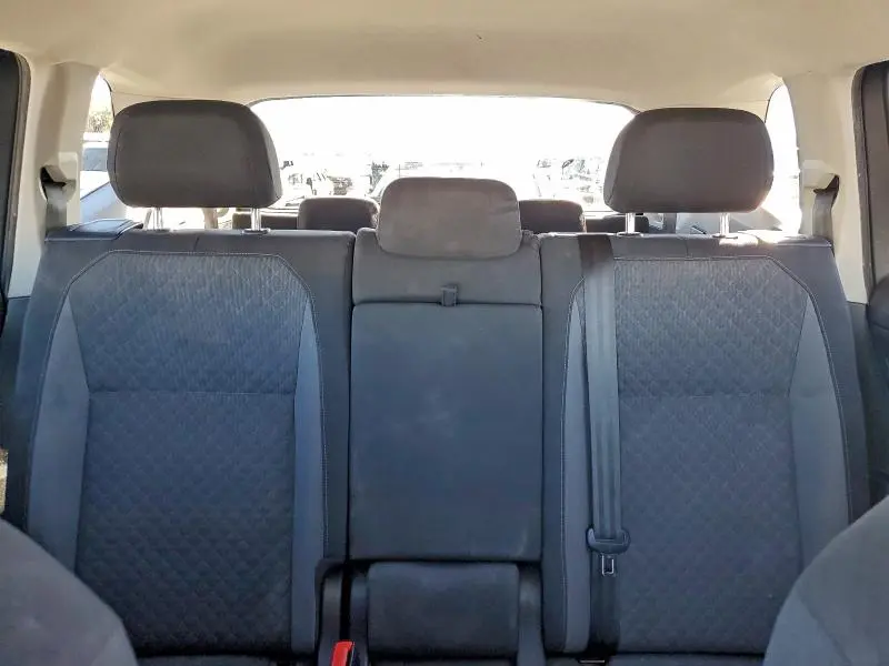 2018 VOLKSWAGEN TIGUAN S  