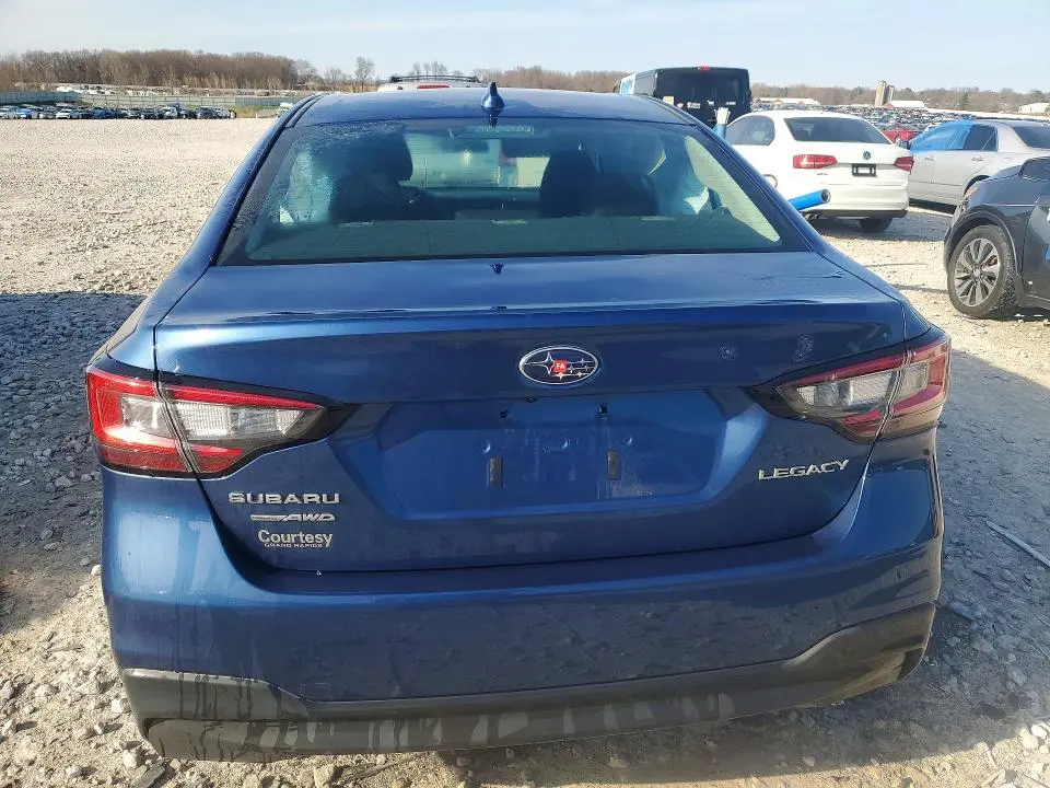 2022 SUBARU LEGACY   