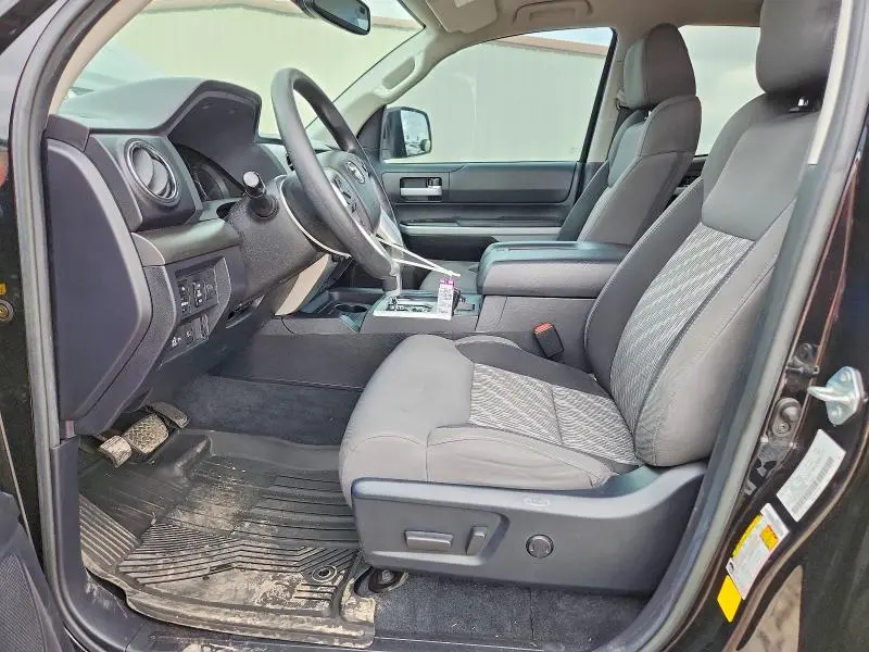 2021 TOYOTA TUNDRA SR5  