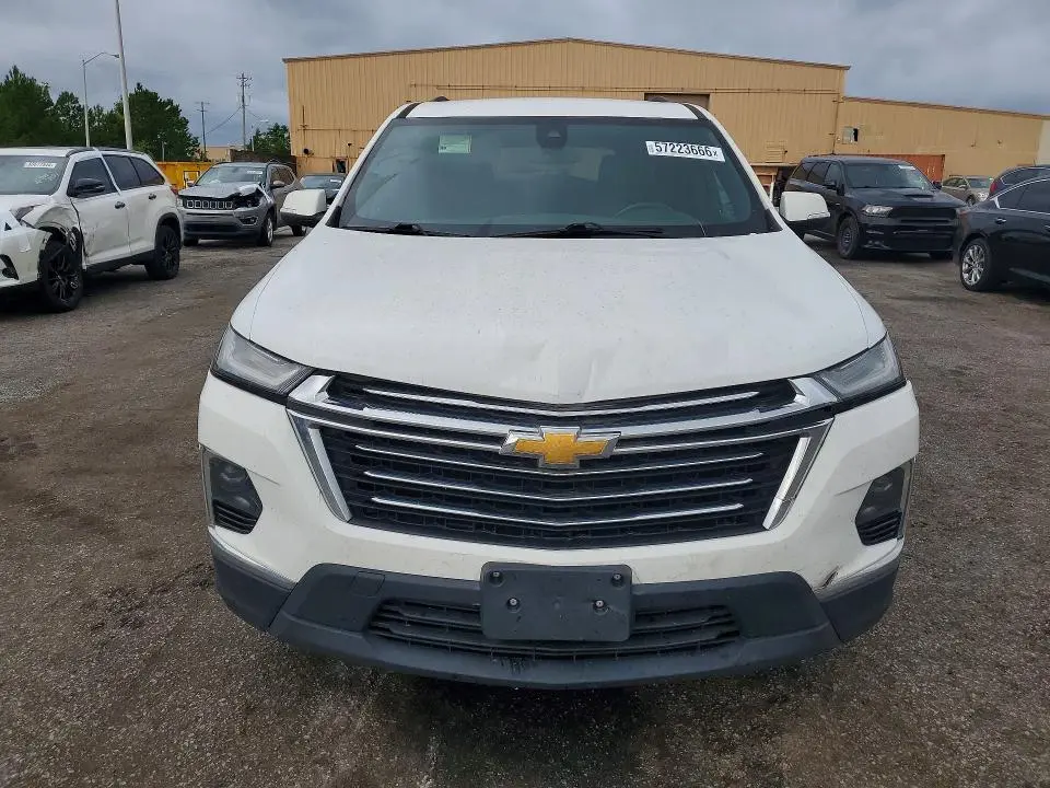2023 CHEVROLET TRAVERSE LT  