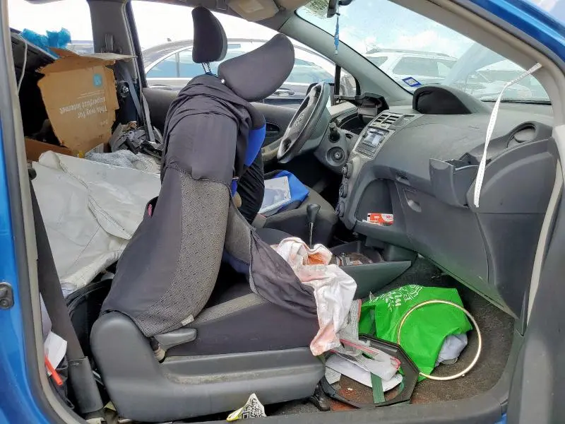 2010 TOYOTA YARIS   