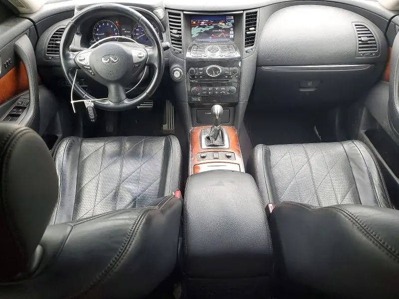 2016 INFINITI QX70 BASE  