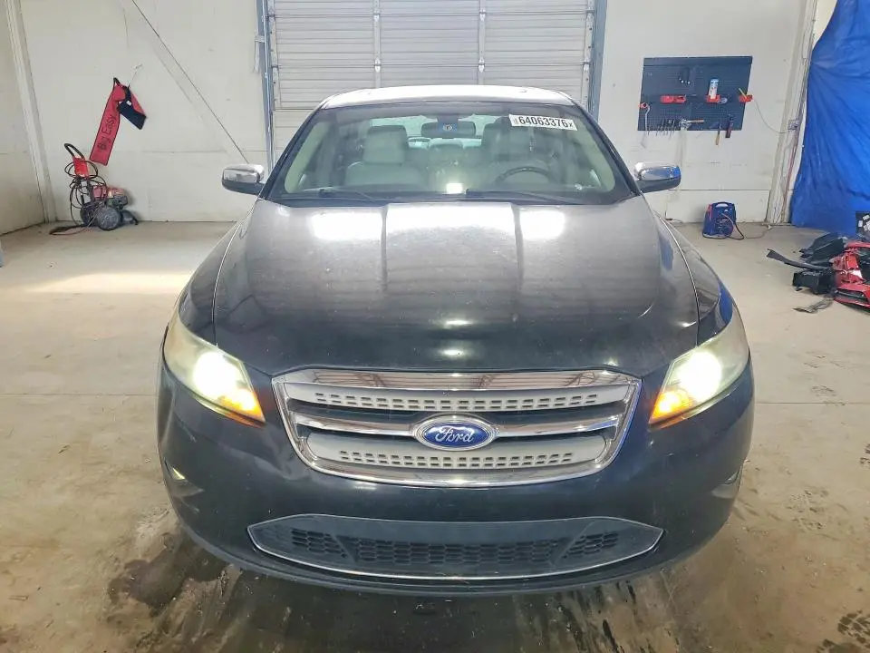 2012 FORD TAURUS LIMITED  