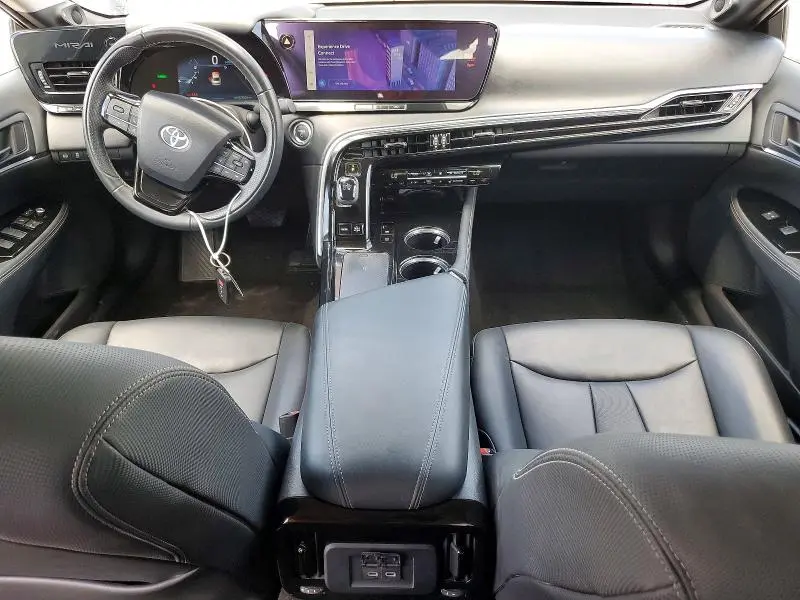 2023 TOYOTA MIRAI XLE  