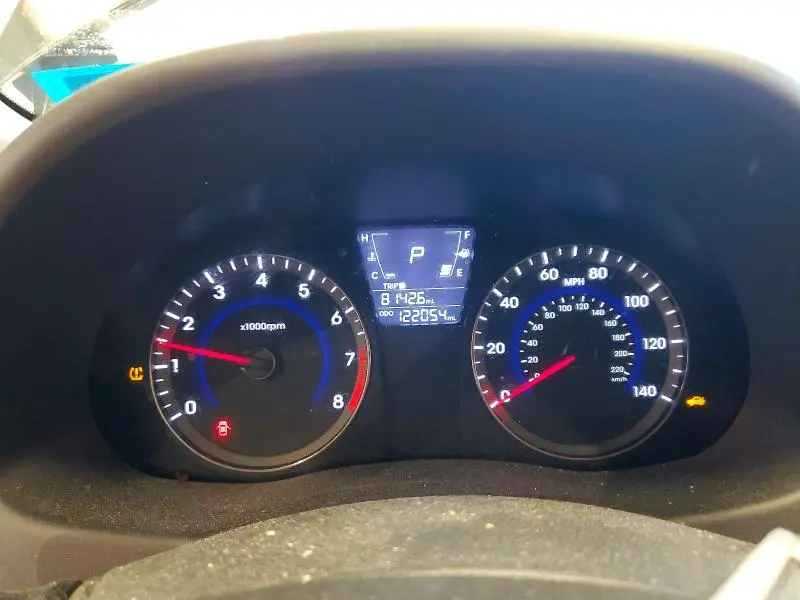 2013 HYUNDAI ACCENT GS  