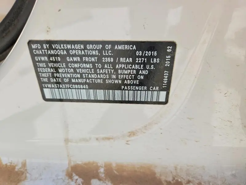 2015 VOLKSWAGEN PASSAT S  
