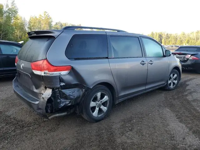 2012 TOYOTA SIENNA LE  