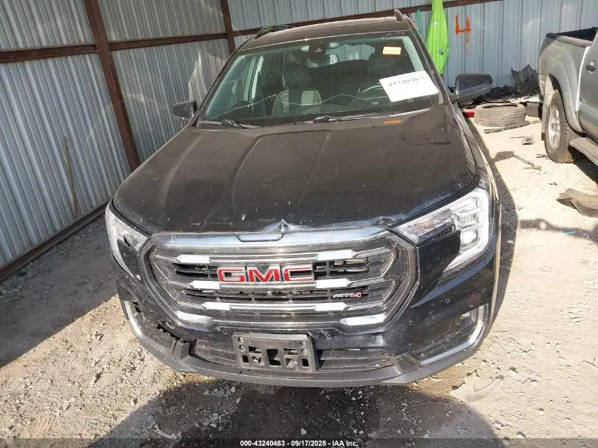 2023 GMC TERRAIN AWD AT4