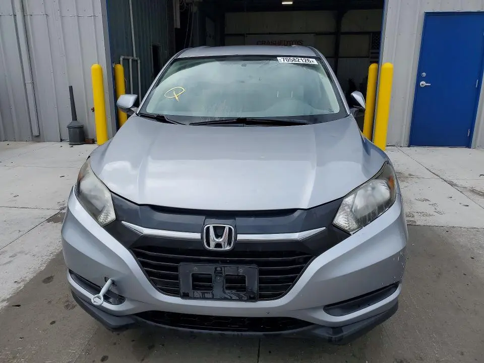 2017 HONDA HR-V LX  